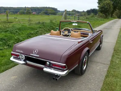 Mercedes-Benz SL 230 1965 — Chef-d'œuvre cabriolet vintage, révision complète spécialiste — Heckansicht