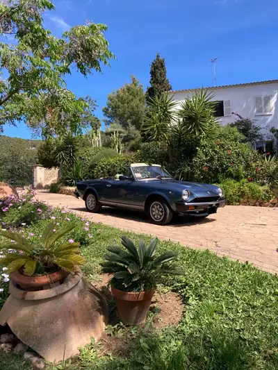 FIAT 124 Spider — Cabriolet de légende 1985, moteur 2.0 essence, sans sinistre — Miniatur 12