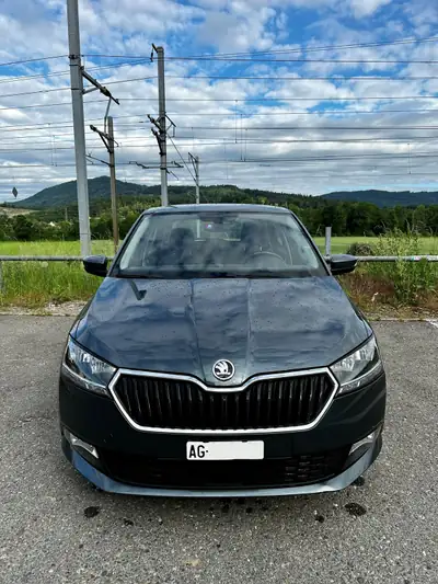 Skoda Fabia 1.0 MPI Ambition — Citadine fiable, 79000 km, sans sinistre — vue extérieure