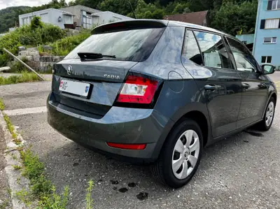 Skoda Fabia 1.0 MPI Ambition — Citadine fiable, 79000 km, sans sinistre — tableau de bord