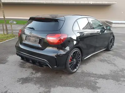 Mercedes-Benz A 45 AMG 4Matic — 360 ch, performance et élégance germanique — Miniatur 9