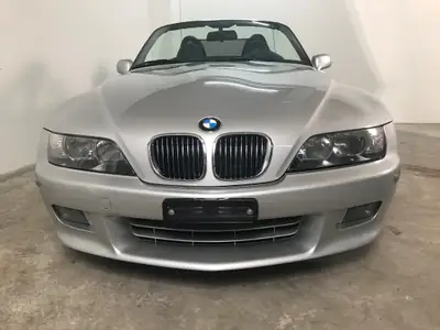 BMW Z3 3.0i Roadster — Cabriolet sportif légendaire, intérieur bicolore, état impeccable — fianco