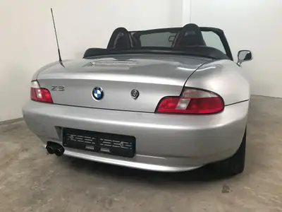 BMW Z3 3.0i Roadster — Cabriolet sportif légendaire, intérieur bicolore, état impeccable — dettaglio