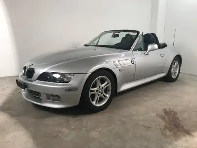 BMW Z3 3.0i Roadster — Cabriolet sportif légendaire, intérieur bicolore, état impeccable — interni