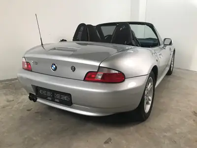 BMW Z3 3.0i Roadster — Cabriolet sportif légendaire, intérieur bicolore, état impeccable — Miniatura 7