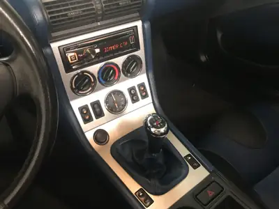 BMW Z3 3.0i Roadster — Cabriolet sportif légendaire, intérieur bicolore, état impeccable — Miniatura 12