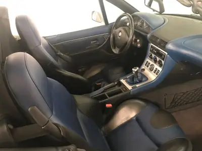 BMW Z3 3.0i Roadster — Cabriolet sportif légendaire, intérieur bicolore, état impeccable — Miniatura 15