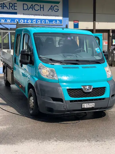 Peugeot Boxer 2.2 HDI 335 L3 — Utilitaire robuste et économique, 139'000 km — Armaturenbrett