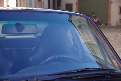 Porsche 911 Carrera 4S 1996 — Légende sportive avec moteur révisionné — Miniatur 9