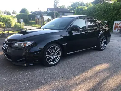 Subaru WRX STI Sport 2012 — Berline haute performance 4WD, 301 ch, boîte manuelle — Außenansicht