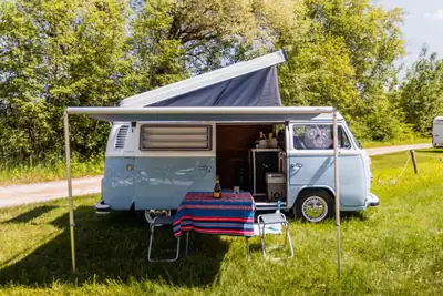 VW T2 Camper — Légende roulante de 1979, liberté et authenticité garanties — Außenansicht