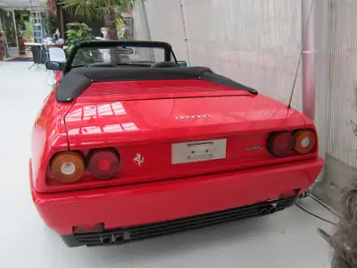 Ferrari Mondial 3.4 T Cabriolet — Chef-d'œuvre découvrable des années 90, 82 000 km — côté