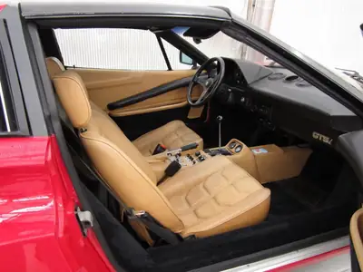 Ferrari 308 GTSi 1982 — Légendaire coupé sport italien, historique sans sinistre — dettaglio