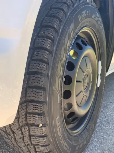VW T6 2.0 TDI 4Motion — Utilitaire robuste tout-terrain, 236 000 km — Thumbnail 9