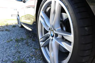 BMW 650i Gran Coupé xDrive — Sportive élégante, 50 000 km seulement — Miniatura 18