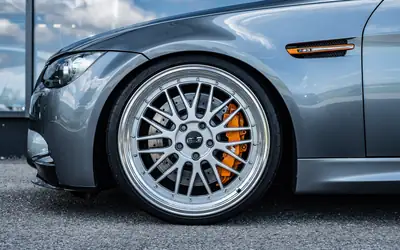 BMW M3 G-POWER 500 CV — Berline sportive haute performance, suspensions KW ajustables — Thumbnail 8