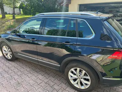 VW Tiguan 2.0 TSI Highline 4Motion — SUV polyvalent, faible kilométrage, garantie active — vista esterna