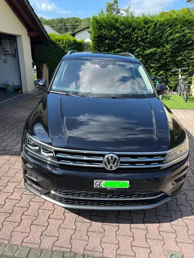 VW Tiguan 2.0 TSI Highline 4Motion — SUV polyvalent, faible kilométrage, garantie active — fianco