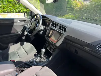 VW Tiguan 2.0 TSI Highline 4Motion — SUV polyvalent, faible kilométrage, garantie active — vista posteriore