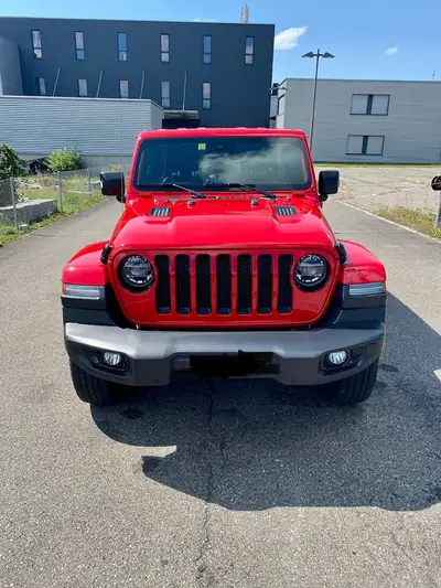 Jeep Wrangler Unlimited Night Eagle — SUV 4x4 robuste, 62'000 km, garantie constructeur — Außenansicht