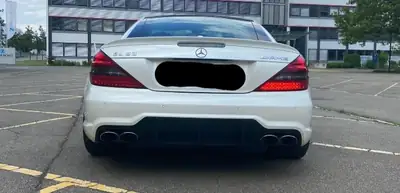 Mercedes-Benz SL 63 AMG — Roadster légendaire, 525 ch de pure performance — dettaglio
