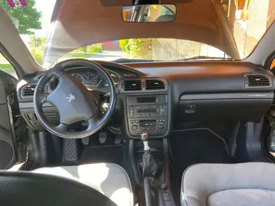 Peugeot 406 Coupé 2.0 16V — Chef-d'œuvre Pininfarina, état collection — vista posteriore