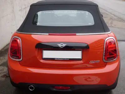 MINI Cooper Cabriolet — Roadster stylisé, 4 roues hiver incluses, expertise garantie — intérieur