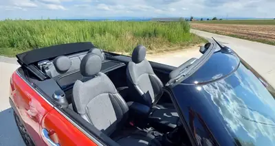 MINI Cooper Cabriolet — Roadster stylisé, 4 roues hiver incluses, expertise garantie — Miniature 8