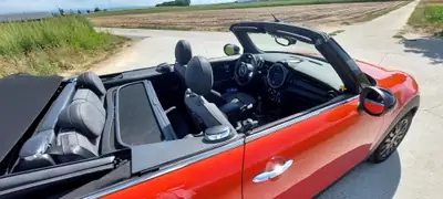 MINI Cooper Cabriolet — Roadster stylisé, 4 roues hiver incluses, expertise garantie — Miniature 9