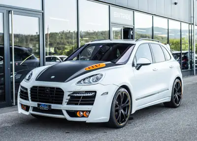Porsche Cayenne Turbo TECHART MAGNUM — 580 ch, quasi-neuf, un seul propriétaire — fianco