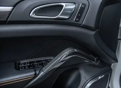 Porsche Cayenne Turbo TECHART MAGNUM — 580 ch, quasi-neuf, un seul propriétaire — Miniatura 23