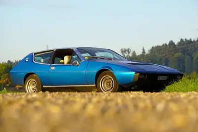 Lotus Elite 1975 — Chef-d'œuvre britannique, motorisation 155 ch authentique — côté