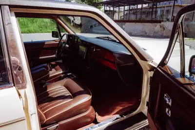 Rolls-Royce Silver Spirit I — Chef-d'œuvre britannique de 1983, seulement 35'000 km — intérieur