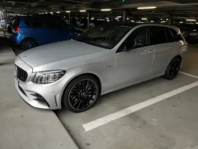 Mercedes-Benz C 43 AMG 4Matic — Break sportif 390 ch, transmission automatique 9G — vue extérieure