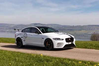 Jaguar XE SVO Project 8 — 1/62 exemplaires mondiaux avec Track Pack et garantie constructeur — Miniatura 14