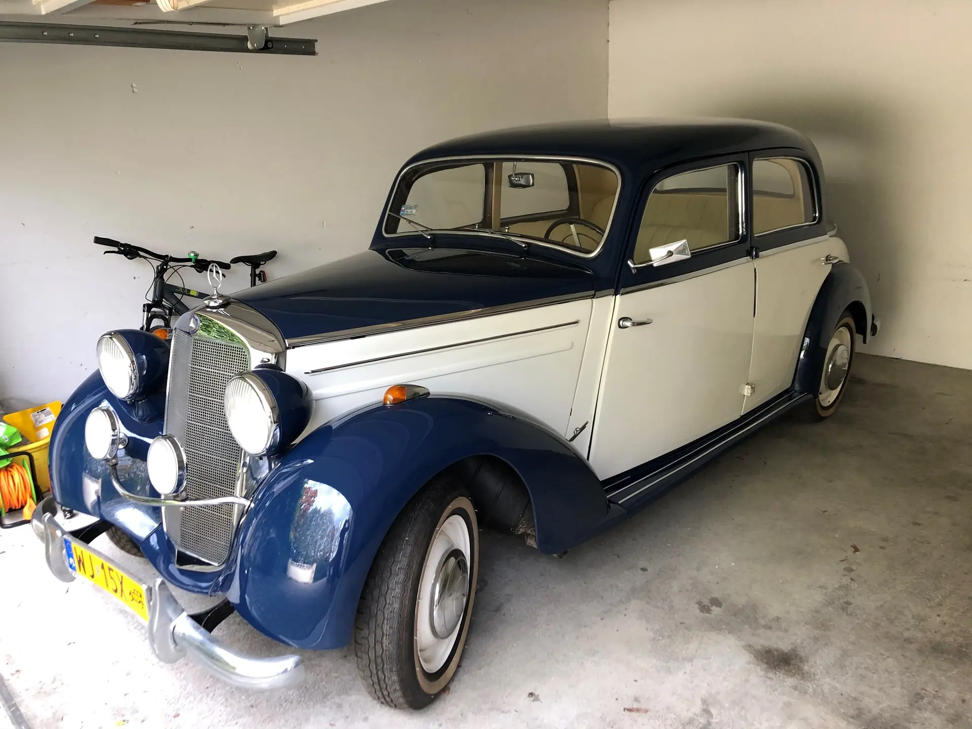 Mercedes-Benz V 170 W136 1954 — Berline vintage authentique, 89'250 km, sans sinistre — vue extérieure
