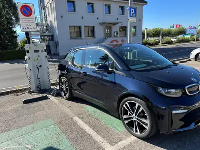 BMW i3s (120Ah) 2019 — Citadine électrique premium, 39 500 km seulement — Armaturenbrett