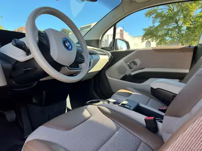 BMW i3s (120Ah) 2019 — Citadine électrique premium, 39 500 km seulement — Innenraum