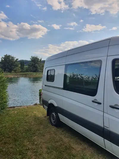 Mercedes-Benz Sprinter 316 CDI Kompakt — Utilitaire fiable, 290'000 km, sans sinistre — side view