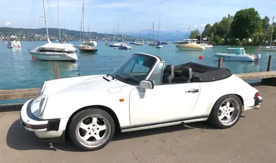 Porsche 911 SC Cabriolet 1983 — Icône sportive décapotable, moteur atmosphérique authentique — intérieur