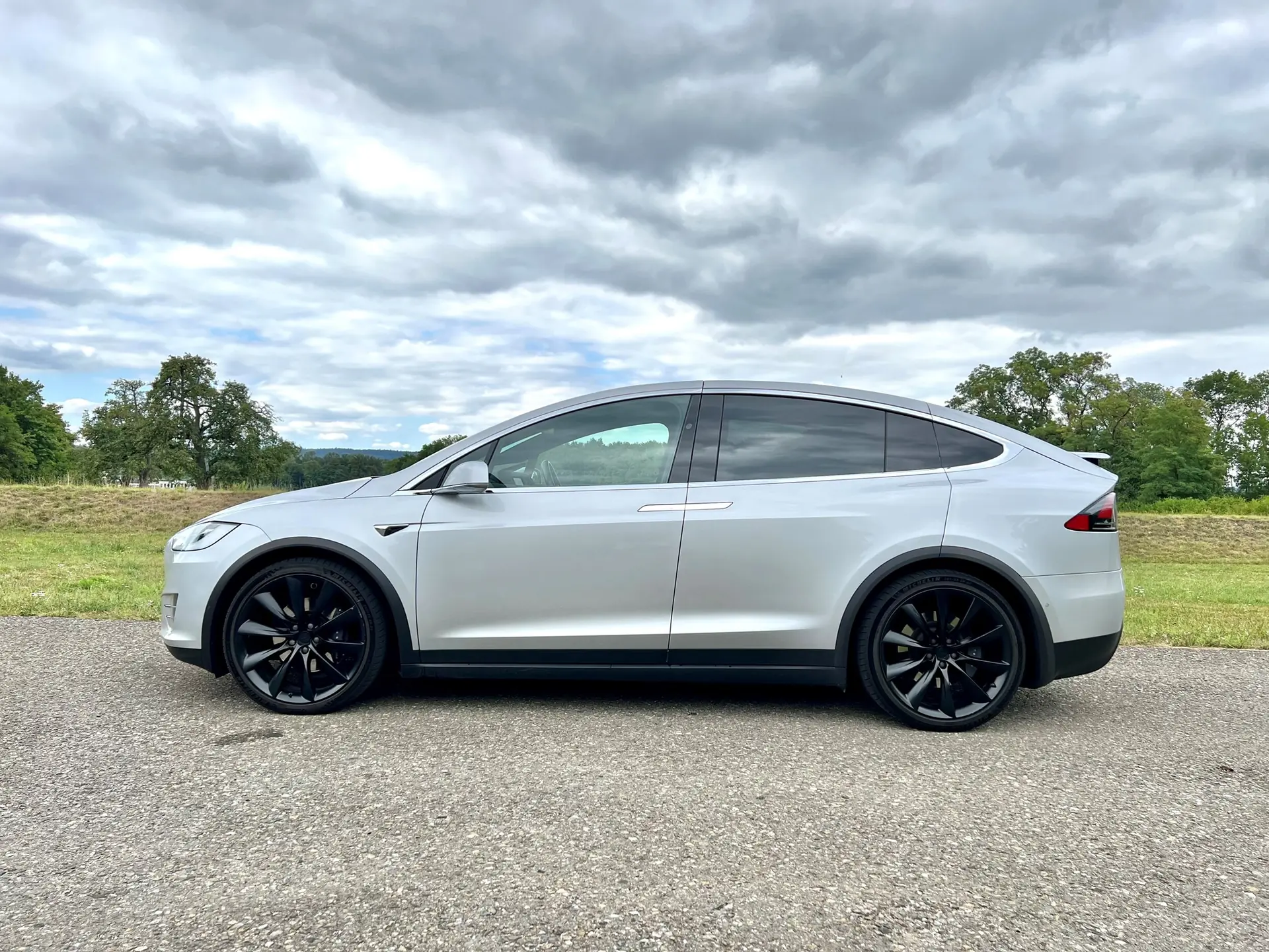 Tesla Model X 2018 occasion Felben-Wellhausen — 1