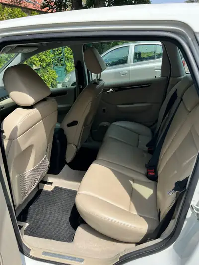 Mercedes-Benz B 200 Autotronic — Monospace compact, automatique fluide et fiable — détail
