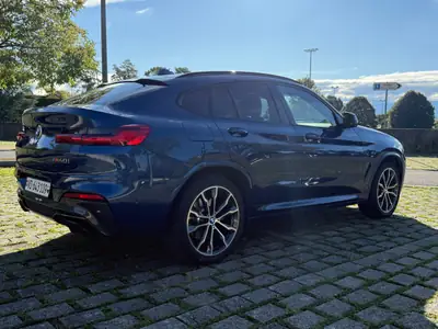 BMW X4 M40i Steptronic — SUV coupé sportif, 360 ch, entretien premium récent — Innenraum