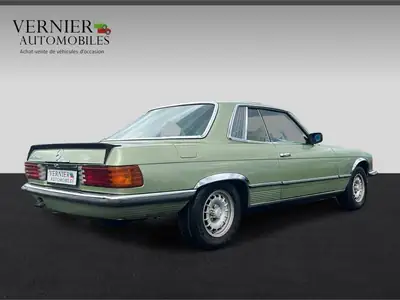 Mercedes-Benz SLC 350 — Coupé sportif de légende, véhicule vétéran suisse certifié — Thumbnail 7