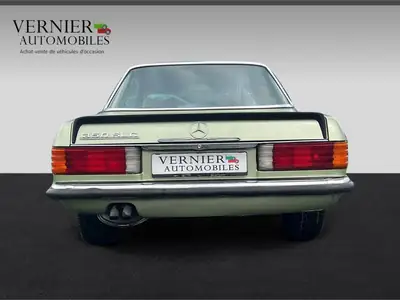 Mercedes-Benz SLC 350 — Coupé sportif de légende, véhicule vétéran suisse certifié — Thumbnail 8