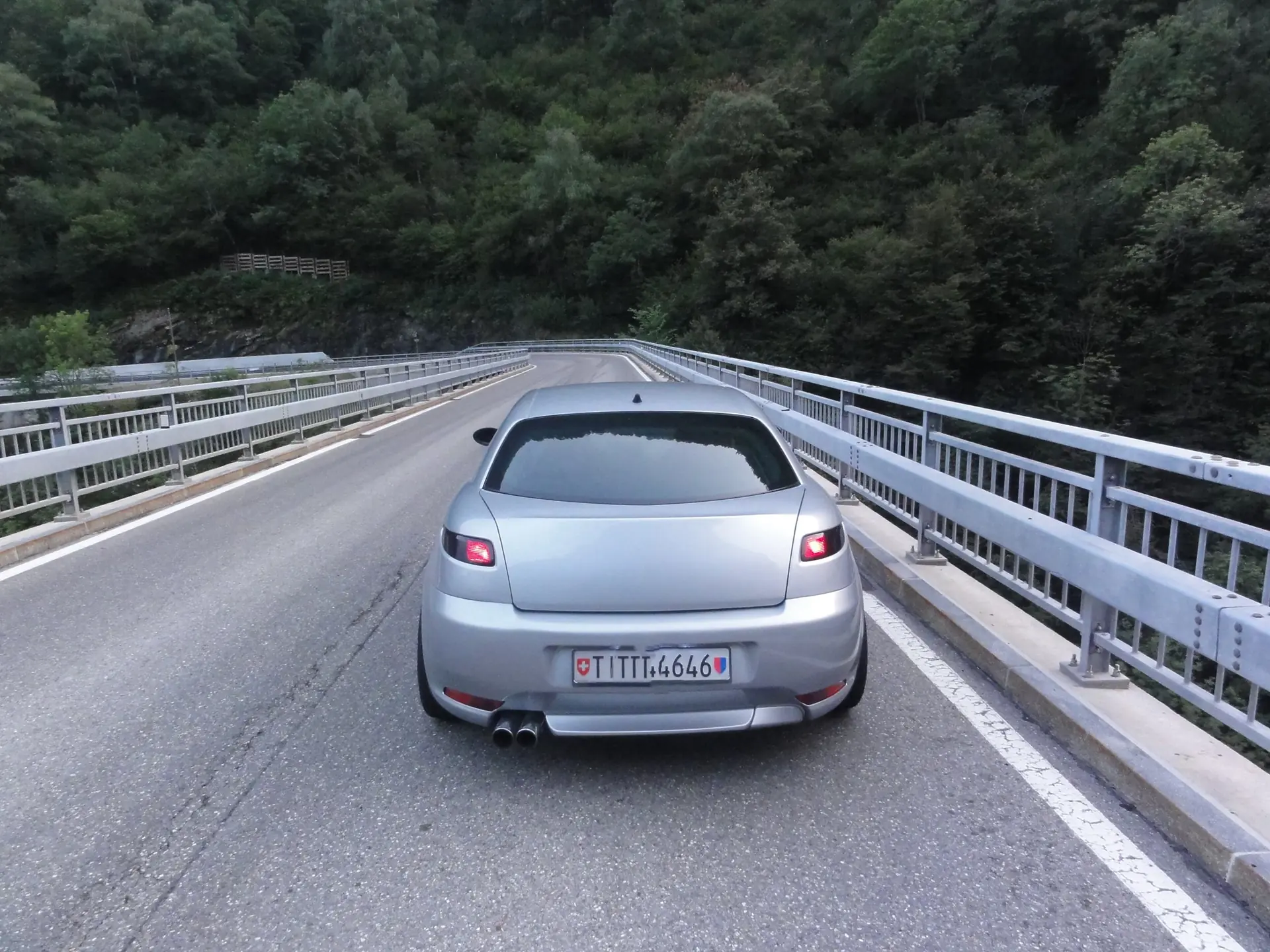 Alfa Romeo GT 2.0 JTS Progression — Coupé Bertone, 166 ch, sans sinistre