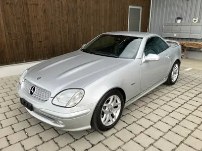 Mercedes-Benz SLK 230 Kompressor Final Edition — Roadster iconique, moteur turbo, 56'200 km — Außenansicht