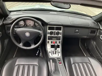 Mercedes-Benz SLK 230 Kompressor Final Edition — Roadster iconique, moteur turbo, 56'200 km — Miniatur 7