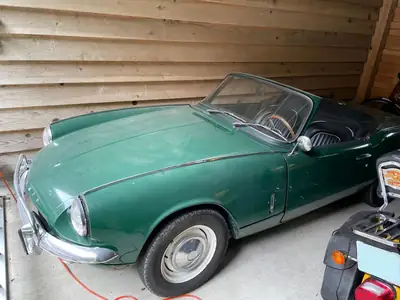 Triumph Spitfire MK III 1968 — Cabriolet britannique de légende, véhicule vétéran — côté