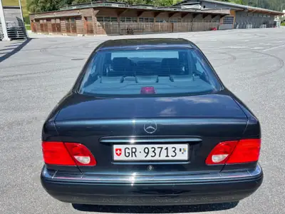Mercedes-Benz E 430 Avantgarde — Berline luxe 279 ch, entretien impeccable — intérieur